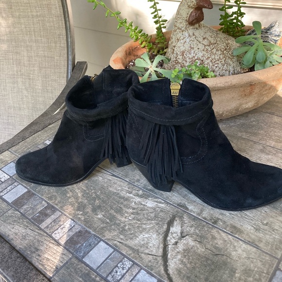 Sam Edelman Shoes - Sam Edelman Black Suede Fringed booties